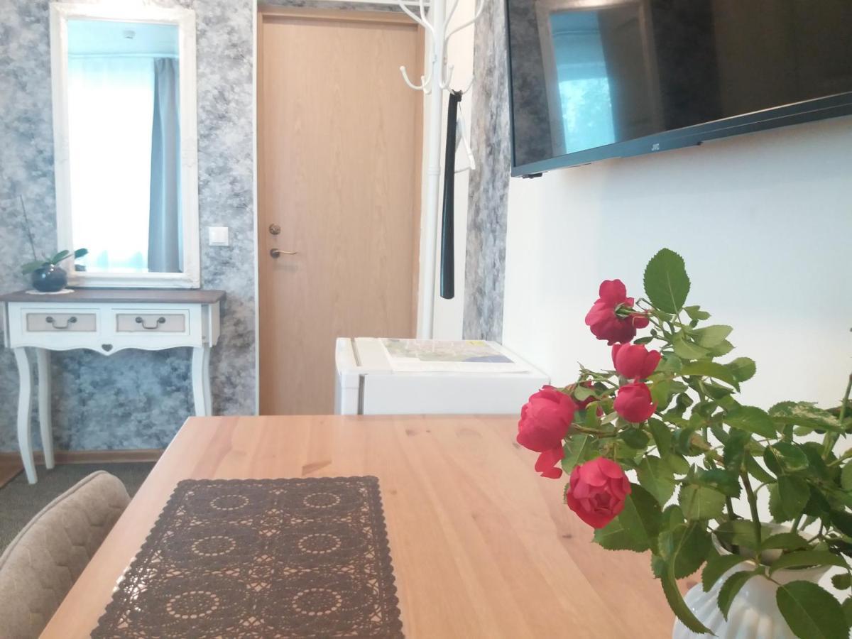 Nurmbergi Maja Hostel Βιλιάντι Εξωτερικό φωτογραφία